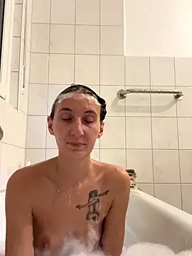 Emilia Mausi online show from September 21, 2025, 6:53 pm