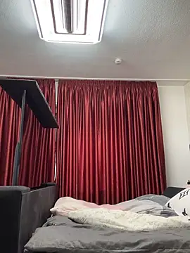 Emilia Mausi online show from September 30, 2025, 10:09 am