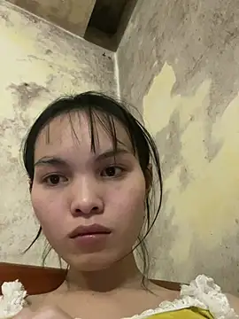 Snapshot of Obkhen chatting on April 13, 2026, 6:02 pm Obkhen online show from April 13, 2026, 6:02 pm