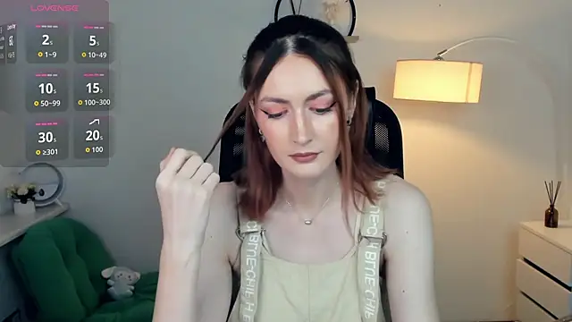 EasterBlink online show from November 28, 2025, 9:34 am