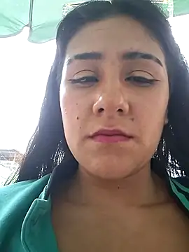 CAROLINE  07 online show from September 19, 2025, 7:25 pm