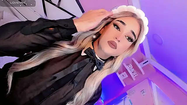 Ariia-janee online show from January 13, 2026, 5:35 am