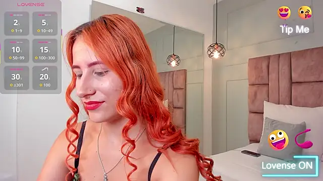 saray marquez online show from November 12, 2025, 11:54 am