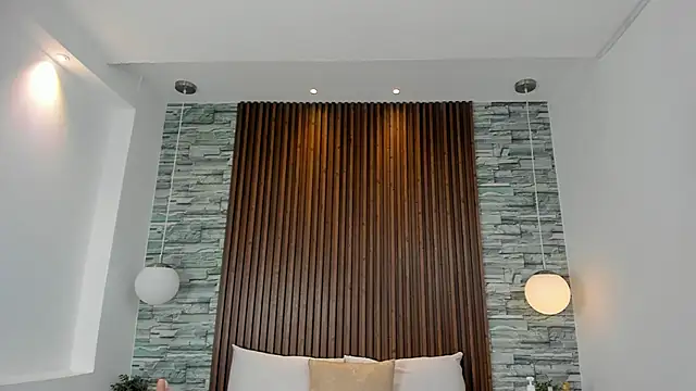 Miagomezx online show from September 22, 2025, 8:11 pm