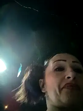 Dirtywhitebitch5150 online show from November 30, 2025, 3:27 pm