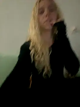 Snapshot of Bruna551 chatting on November 14, 2025, 3:27 am Bruna551 online show from November 14, 2025, 3:27 am