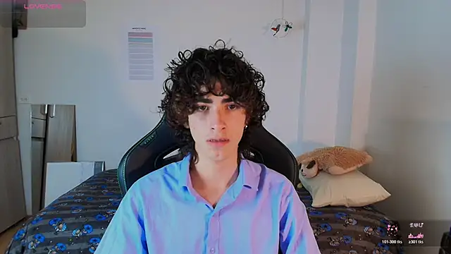 Nude Boy18 online show from February 12, 2026, 5:02 am