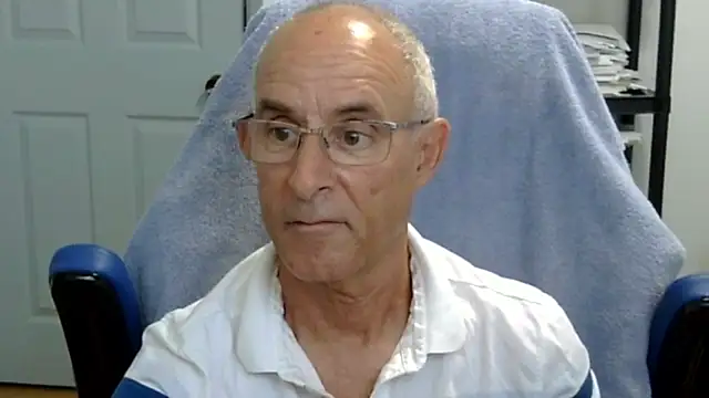 funone1999 online show from September 12, 2025, 11:04 pm