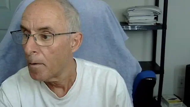 funone1999 online show from October 26, 2025, 6:14 pm