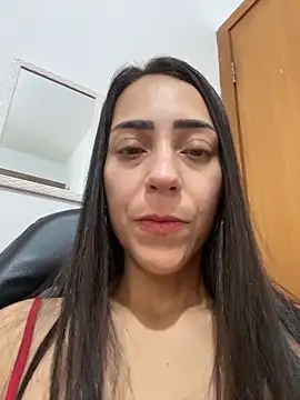 lucioliveira online show from April 16, 2026, 12:28 pm