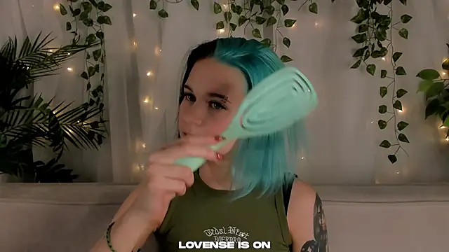 JodyBruster online show from November 15, 2025, 11:07 am