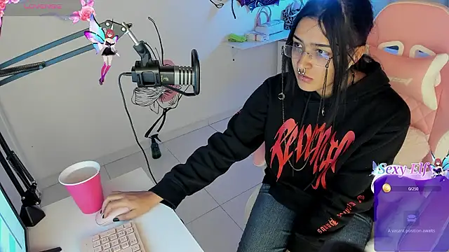 Angel kanon online show from March 28, 2026, 12:49 pm