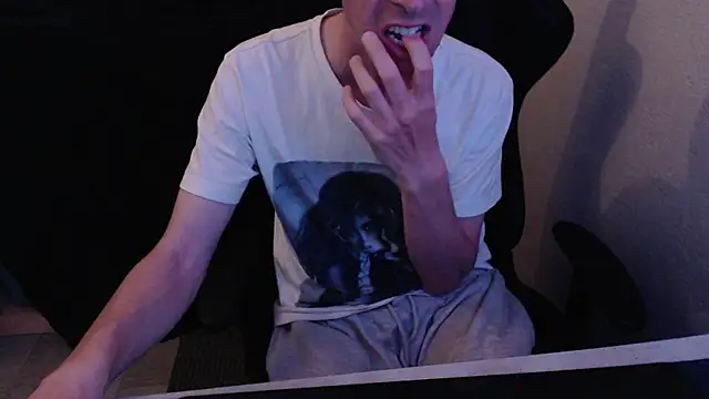 sakiramissy online show from April 12, 2026, 8:03 pm