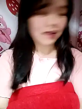 XoiXoi232 online show from March 18, 2026, 1:14 pm