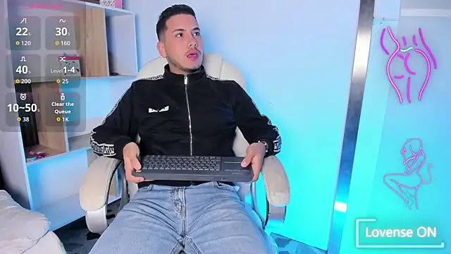 Axel grey  online show from September 9, 2025, 12:26 pm