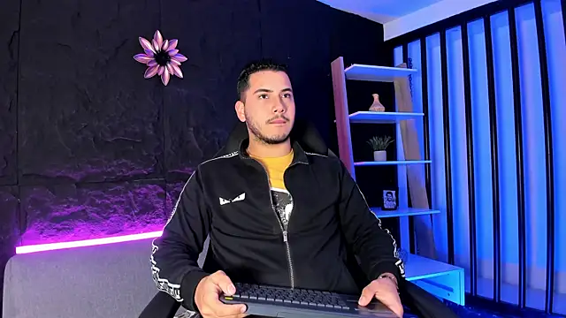 Axel grey  online show from December 16, 2025, 12:21 pm