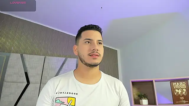 Axel grey  online show from February 3, 2026, 12:21 pm