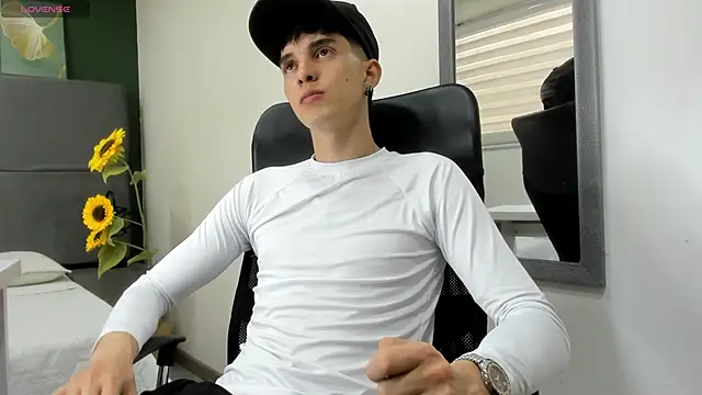 Jheampiiero online show from April 13, 2026, 9:20 pm