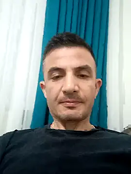 Snapshot of OGUZOZAN chatting on October 5, 2025, 8:40 pm OGUZOZAN online show from October 5, 2025, 8:40 pm