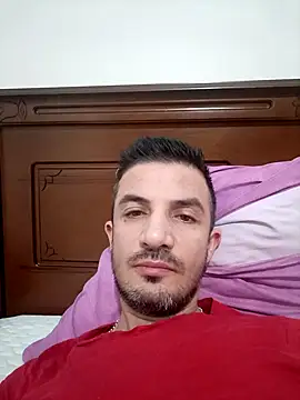 Snapshot of OGUZOZAN chatting on October 18, 2025, 2:14 am OGUZOZAN online show from October 18, 2025, 2:14 am