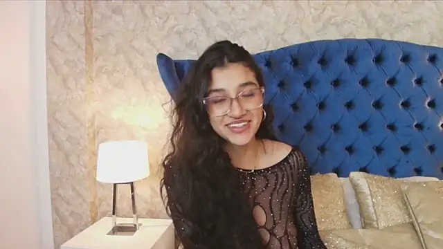 ValentiinaCruz online show from January 5, 2026, 8:56 pm