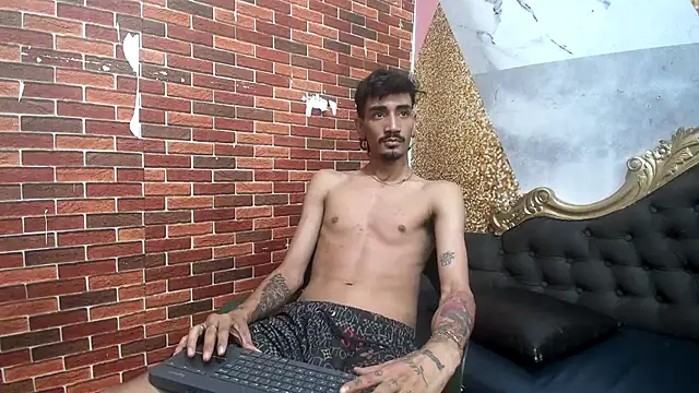 Sexvergon 26 online show from March 28, 2026, 4:01 am