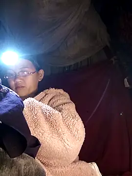 MaiHoa69 online show from March 5, 2026, 1:40 pm