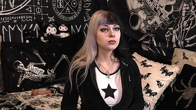 Paige Turner online show from March 25, 2026, 12:27 am