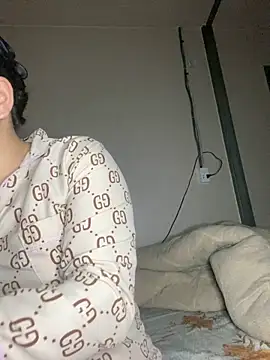 Kimngan003 online show from September 10, 2025, 12:54 am