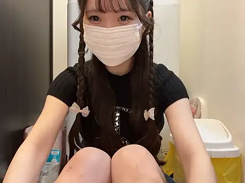 nano-da-u online show from September 18, 2025, 7:16 pm