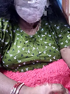 TAMIL ELAKKIYA online show from November 10, 2025, 5:45 pm