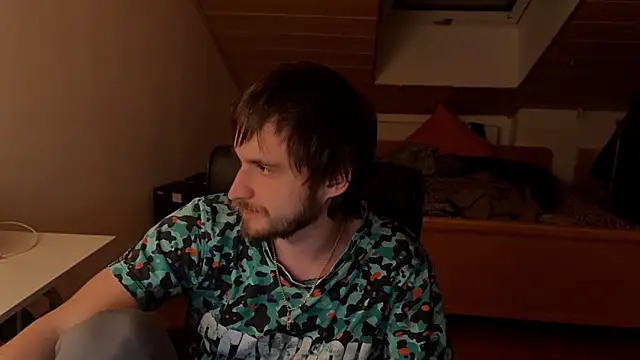 Bez3ybik online show from January 7, 2026, 5:37 pm