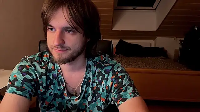 Snapshot of Bez3ybik chatting on June 7, 2026, 9:40 pm Bez3ybik online show from June 7, 2026, 9:40 pm