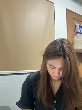 LanySylvia online show from October 17, 2025, 3:14 pm