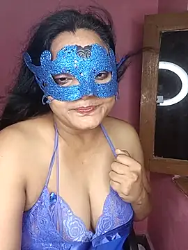 MEERAcle online show from September 30, 2025, 8:36 pm