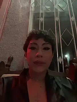 ZahaRose online show from November 16, 2025, 8:42 am