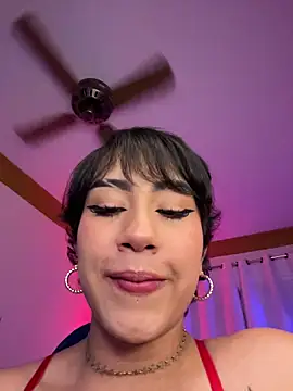 ZahaRose online show from January 10, 2026, 12:01 am