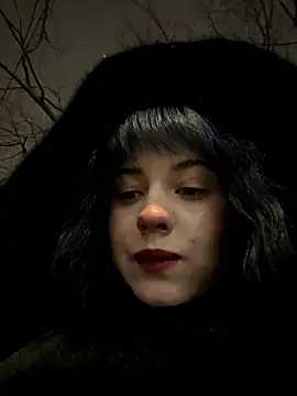 Only April online show from January 14, 2026, 4:18 am