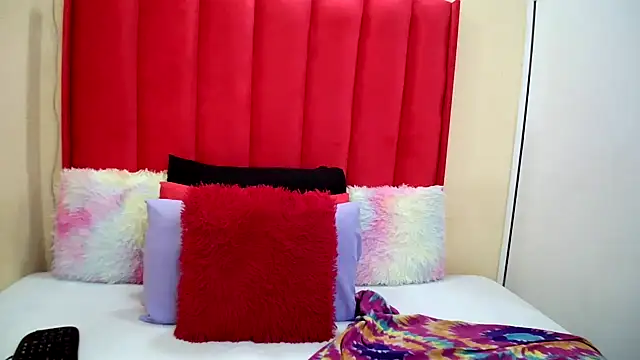 Snapshot of BigAssjuicy26 chatting on February 9, 2026, 5:28 pm BigAssjuicy26 online show from February 9, 2026, 5:28 pm