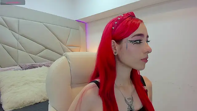 persefone 333 online show from September 10, 2025, 7:58 pm