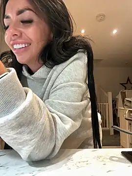 BELLABLACKXUK online show from September 24, 2025, 8:56 pm