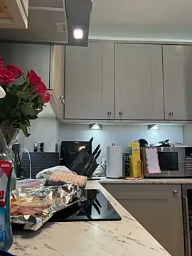 BELLABLACKXUK online show from May 1, 2026, 9:03 am