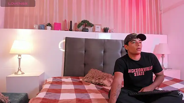 CuteButHarder online show from April 7, 2026, 5:30 am