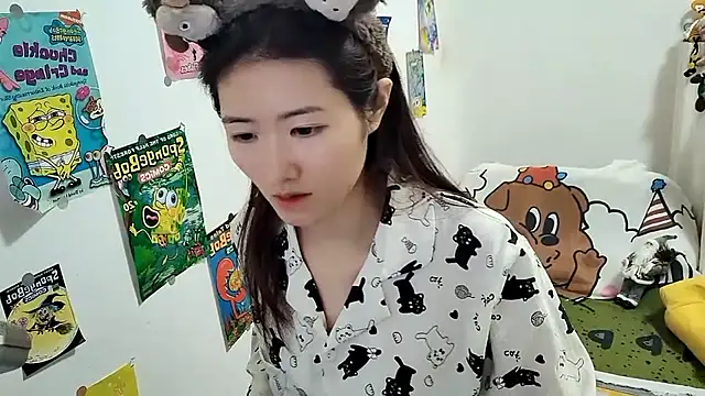 Moonlight-23 online show from September 25, 2025, 2:32 pm