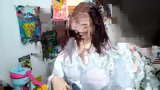 Moonlight-23 online show from October 10, 2025, 6:56 am