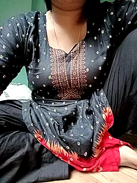 Snapshot of Rina-2 chatting on September 16, 2025, 9:43 am Rina-2 online show from September 16, 2025, 9:43 am