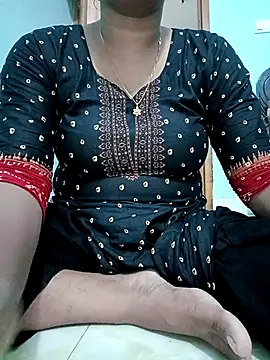 Snapshot of Rina-2 chatting on September 30, 2025, 7:57 am Rina-2 online show from September 30, 2025, 7:57 am