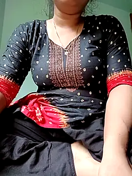 Snapshot of Rina-2 chatting on October 30, 2025, 5:53 am Rina-2 online show from October 30, 2025, 5:53 am