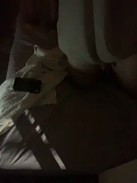 Snapshot of shakeweight chatting on September 22, 2025, 5:42 am shakeweight online show from September 22, 2025, 5:42 am