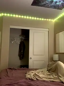 shakeweight online show from November 6, 2025, 7:31 am